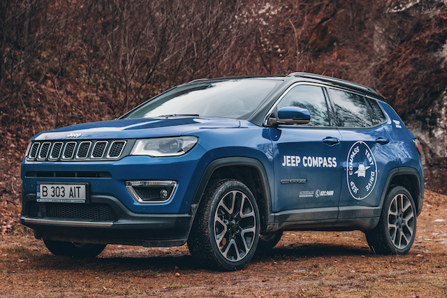 The 2023 Jeep Compass received a new engine upgrade that’ll give it 200 horsepower, 221 lb-ft of torque, and a design refresh.