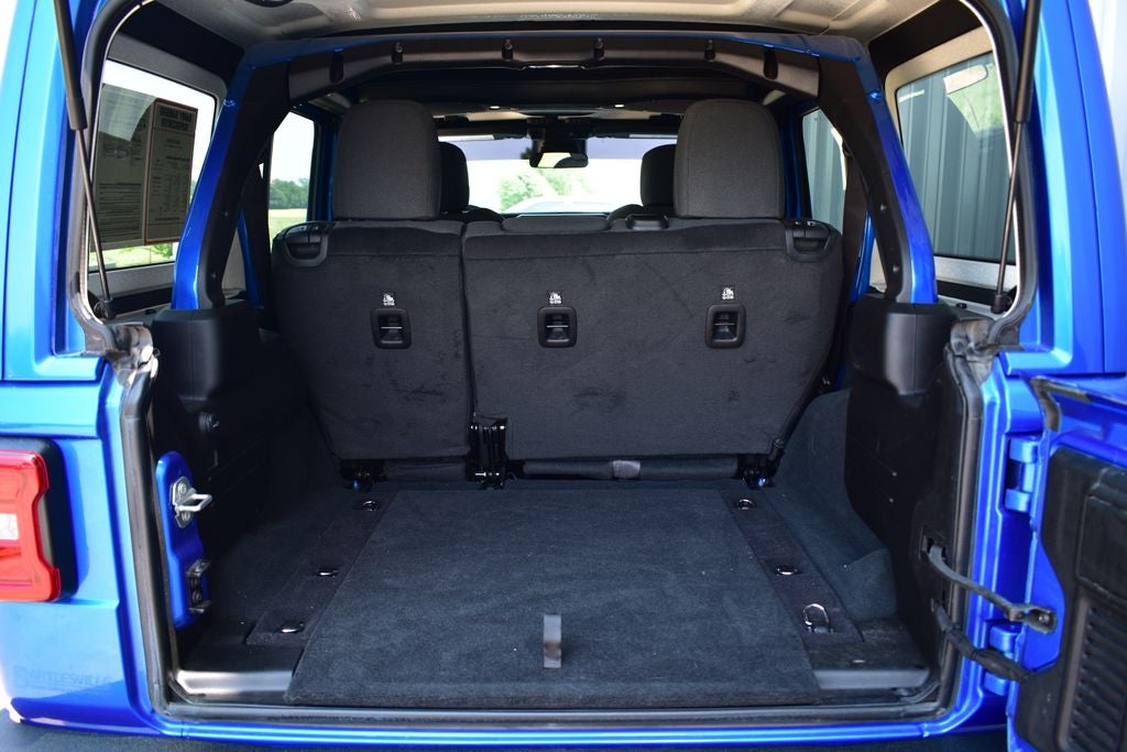 2024 Jeep Wrangler 4-Door Sahara 4x4
