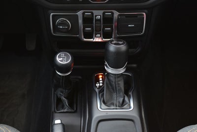 2024 Jeep Wrangler 4-Door Sahara 4x4