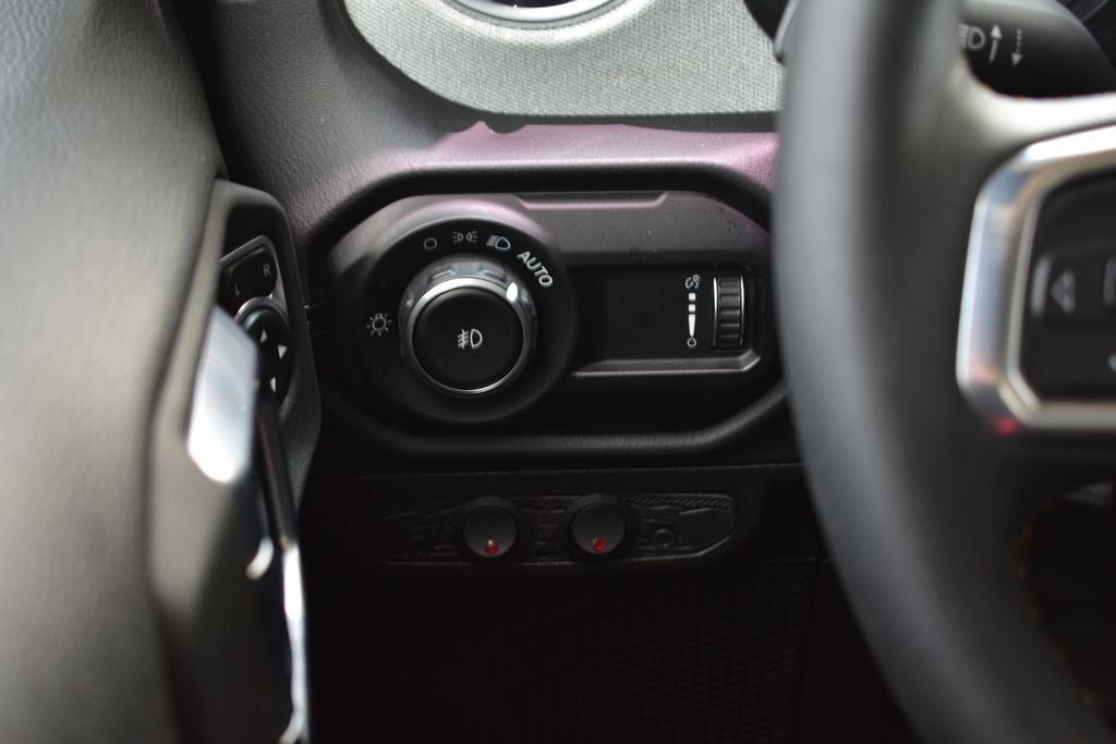 2024 Jeep Wrangler 4-Door Sahara 4x4