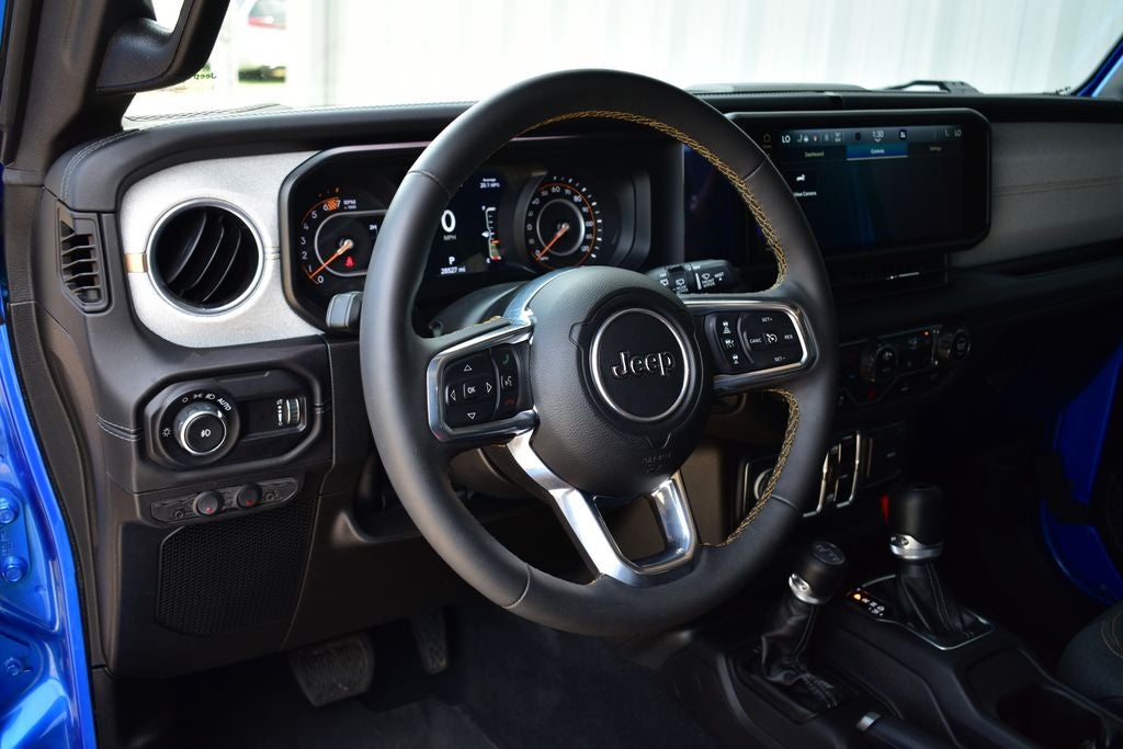 2024 Jeep Wrangler 4-Door Sahara 4x4
