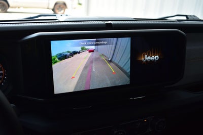 2024 Jeep Wrangler 4-Door Sahara 4x4