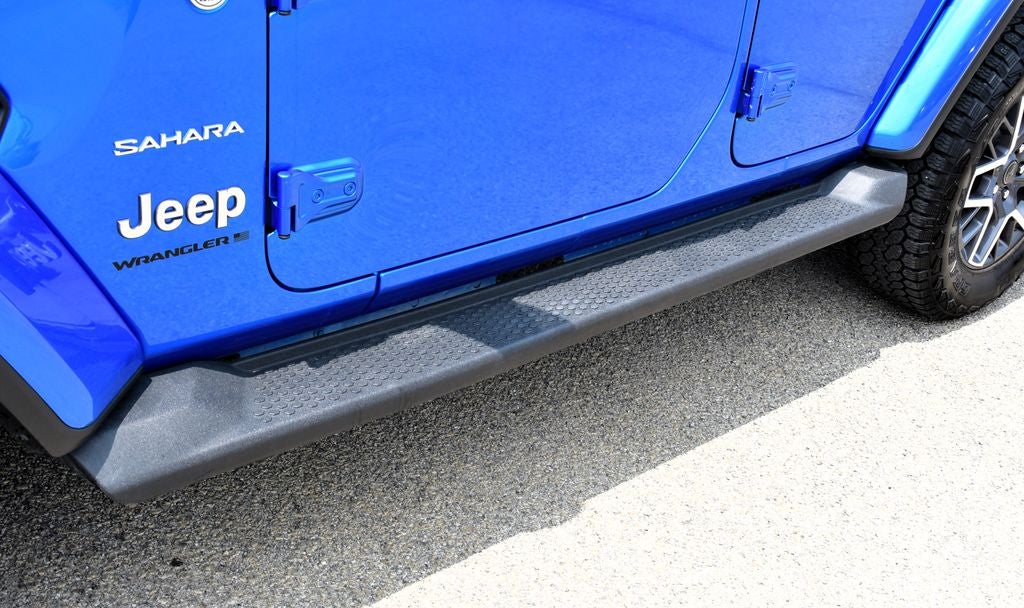 2024 Jeep Wrangler 4-Door Sahara 4x4