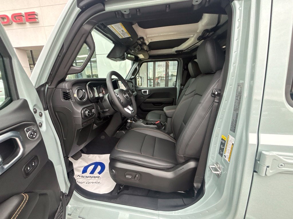 2027 Jeep Wrangler WRANGLER 4-DOOR SAHARA