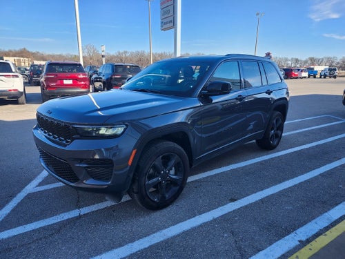 2025 Jeep Grand Cherokee Altitude 4x2