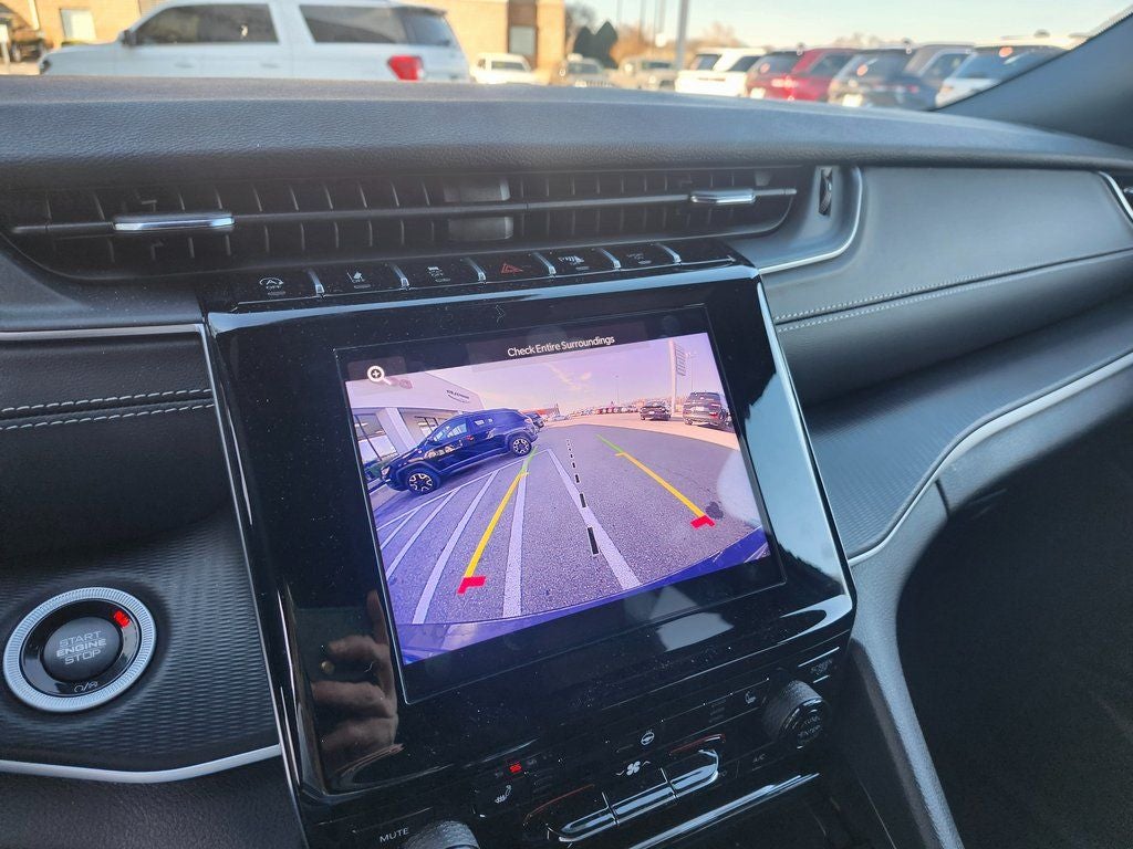 2025 Jeep Grand Cherokee Altitude 4x2