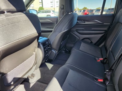 2025 Jeep Grand Cherokee GRAND CHEROKEE LAREDO X 4X2