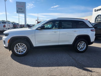 2025 Jeep Grand Cherokee GRAND CHEROKEE LAREDO X 4X2