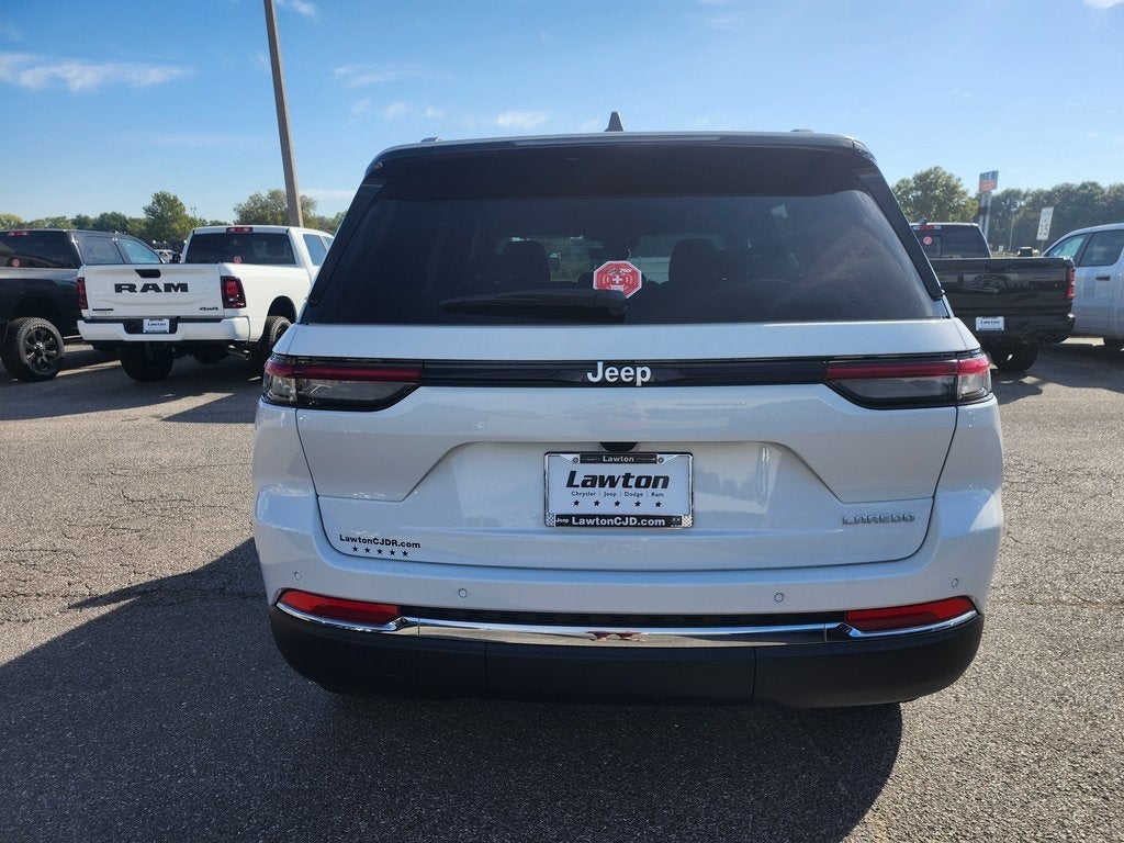 2025 Jeep Grand Cherokee GRAND CHEROKEE LAREDO X 4X2