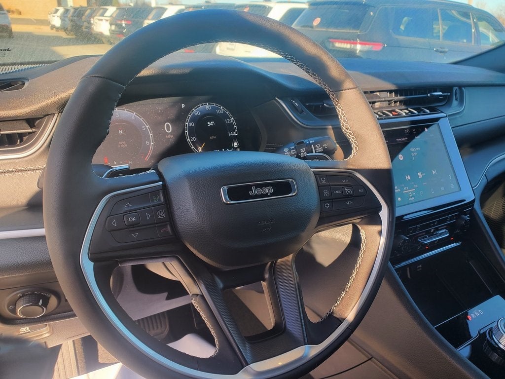 2025 Jeep Grand Cherokee GRAND CHEROKEE LAREDO X 4X2