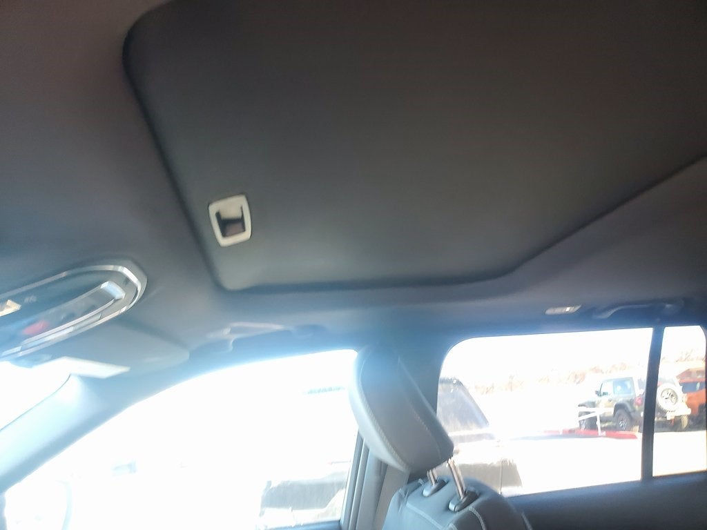 2025 Jeep Grand Cherokee GRAND CHEROKEE LAREDO X 4X2