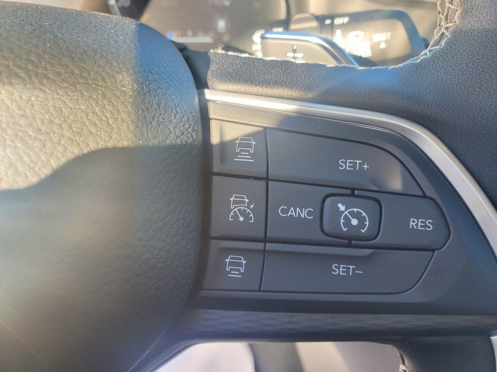 2025 Jeep Grand Cherokee GRAND CHEROKEE LAREDO X 4X2