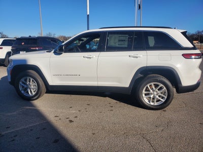 2025 Jeep Grand Cherokee GRAND CHEROKEE LAREDO X 4X2