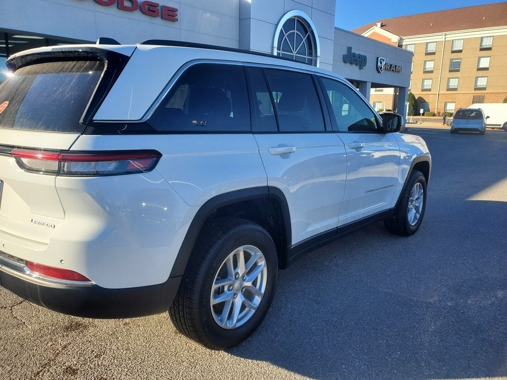 2025 Jeep Grand Cherokee GRAND CHEROKEE LAREDO X 4X2