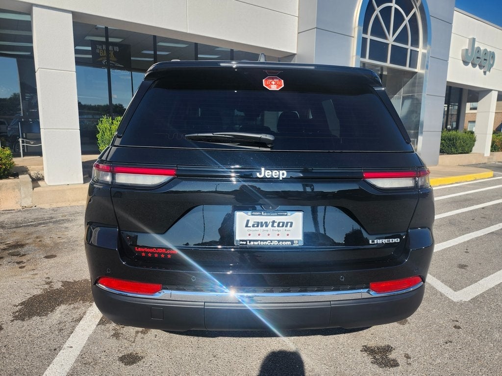 2025 Jeep Grand Cherokee GRAND CHEROKEE LAREDO X 4X2