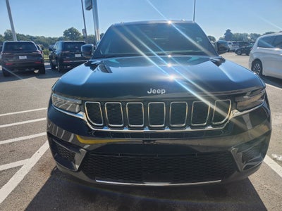 2025 Jeep Grand Cherokee GRAND CHEROKEE LAREDO X 4X2