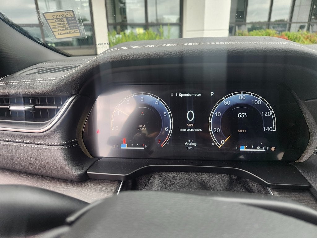 2025 Jeep Grand Cherokee GRAND CHEROKEE LIMITED 4X2