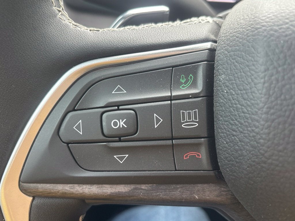 2025 Jeep Grand Cherokee Limited 4x4