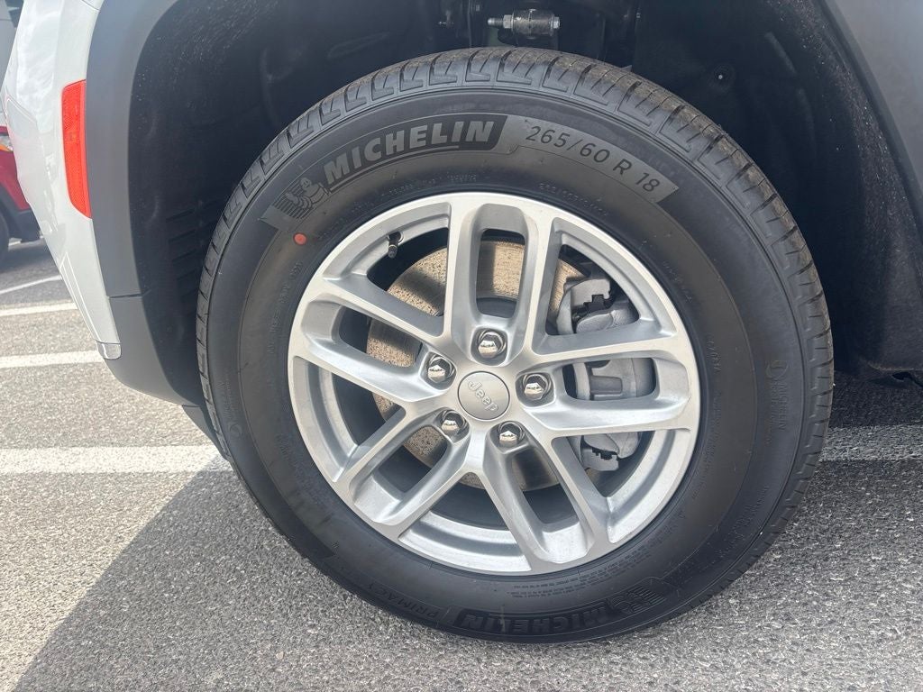 2026 Jeep Grand Cherokee GRAND CHEROKEE L LAREDO X 4X2