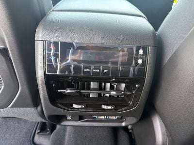 2026 Jeep Grand Cherokee GRAND CHEROKEE L LAREDO X 4X2