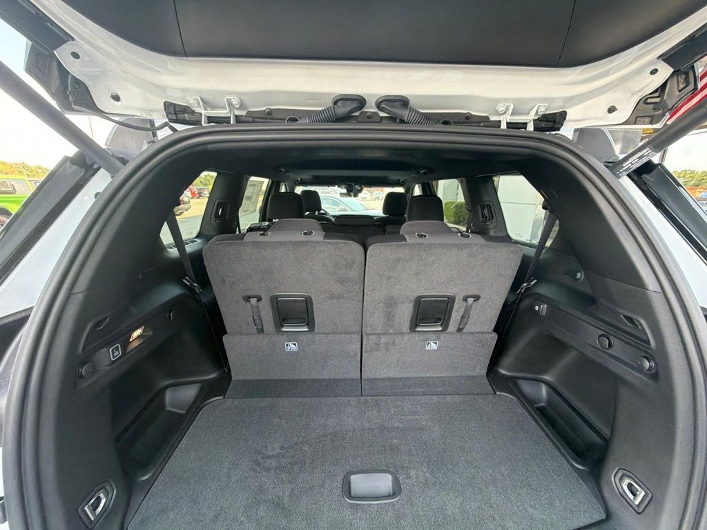 2026 Jeep Grand Cherokee GRAND CHEROKEE L LAREDO X 4X2