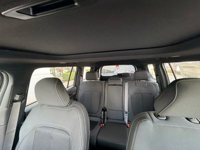 2026 Jeep Grand Cherokee GRAND CHEROKEE L LAREDO X 4X2