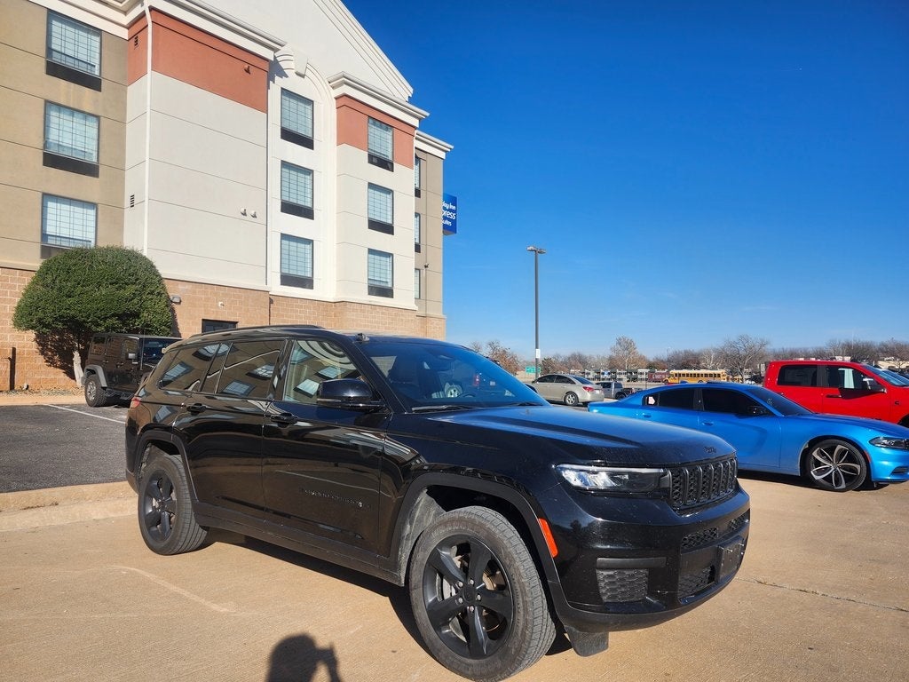 2023 Jeep Grand Cherokee L Altitude 4x2