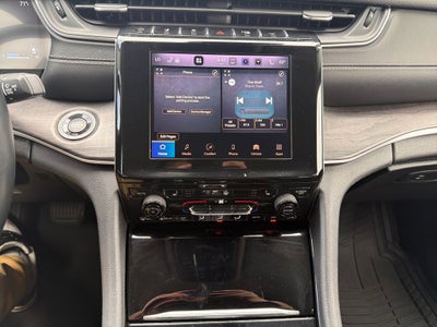 2022 Jeep Grand Cherokee L Limited 4x2