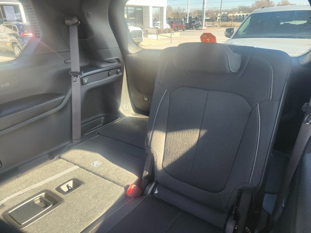 2025 Jeep Grand Cherokee GRAND CHEROKEE L LAREDO X 4X4