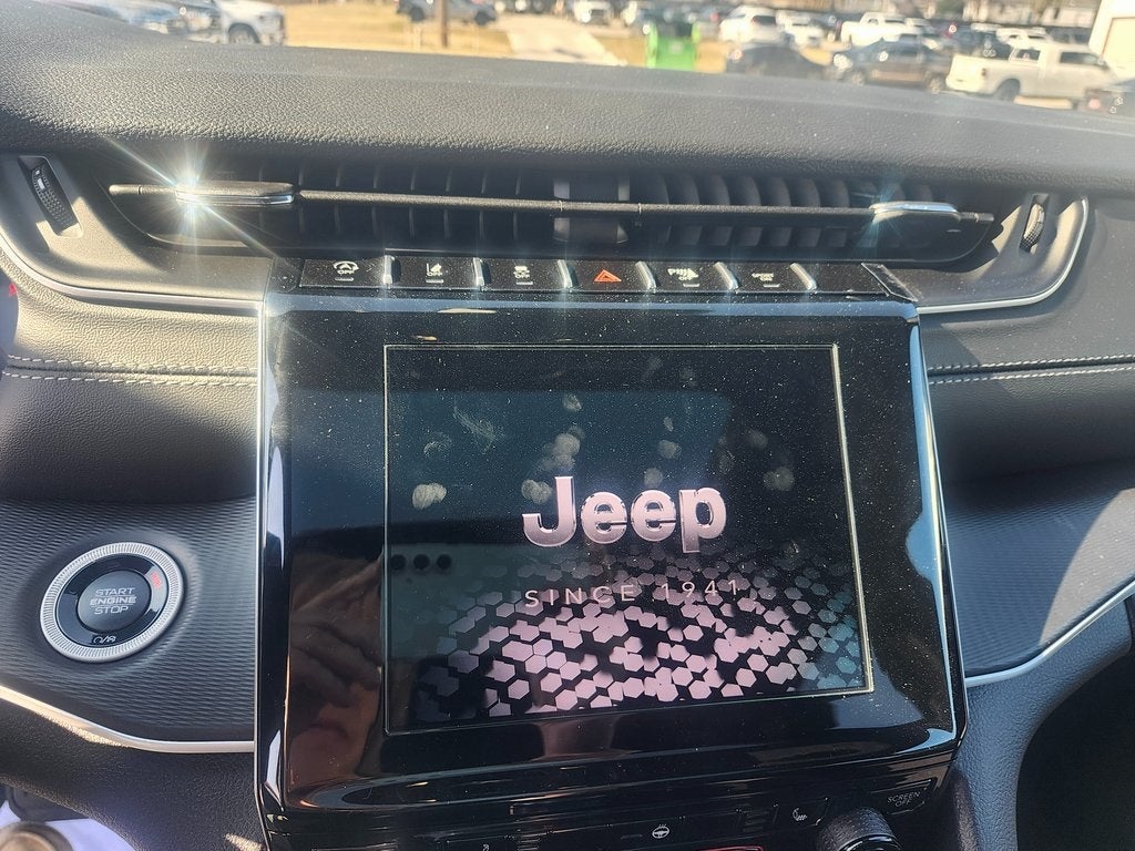 2025 Jeep Grand Cherokee GRAND CHEROKEE L LAREDO X 4X4