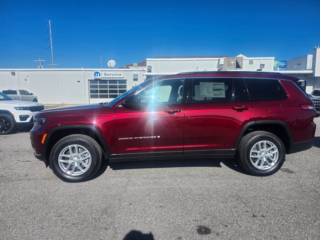 2025 Jeep Grand Cherokee GRAND CHEROKEE L LAREDO X 4X4