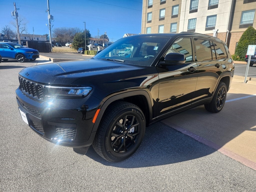 2025 Jeep Grand Cherokee GRAND CHEROKEE L ALTITUDE X 4X4