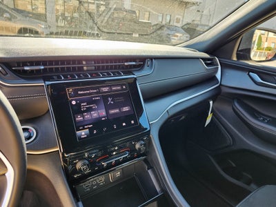 2025 Jeep Grand Cherokee GRAND CHEROKEE L ALTITUDE X 4X4