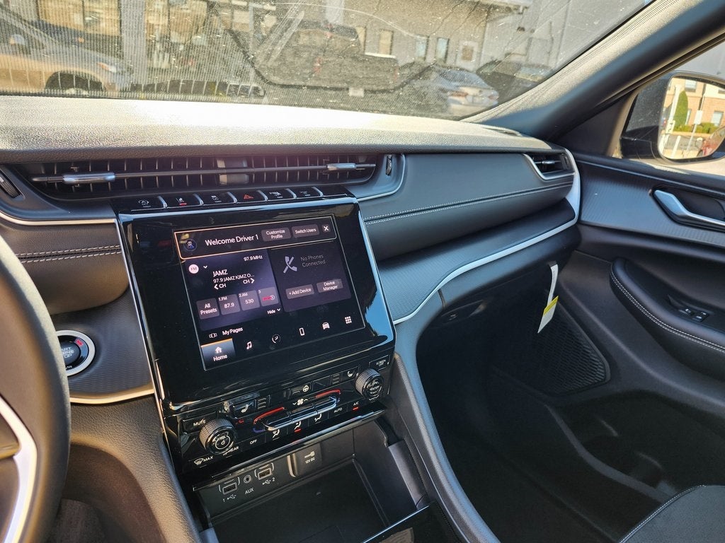 2025 Jeep Grand Cherokee GRAND CHEROKEE L ALTITUDE X 4X4