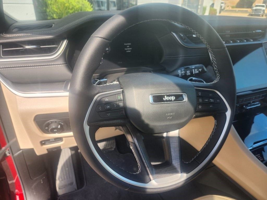 2025 Jeep Grand Cherokee GRAND CHEROKEE L LIMITED 4X4