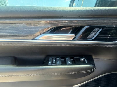2022 Jeep Wagoneer Series III 4x2