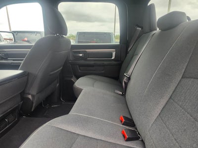 2024 RAM 1500 Classic Warlock Crew Cab 4x4 5'7' Box