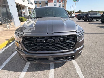 2026 RAM 1500 RAM 1500 EXPRESS QUAD CAB 4X2 6'4' BOX