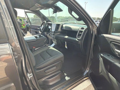 2026 RAM 1500 RAM 1500 EXPRESS QUAD CAB 4X2 6'4' BOX