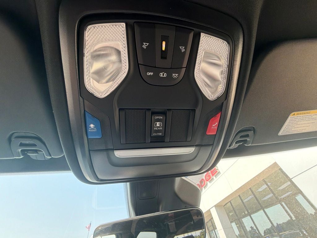 2026 RAM 1500 RAM 1500 EXPRESS QUAD CAB 4X2 6'4' BOX