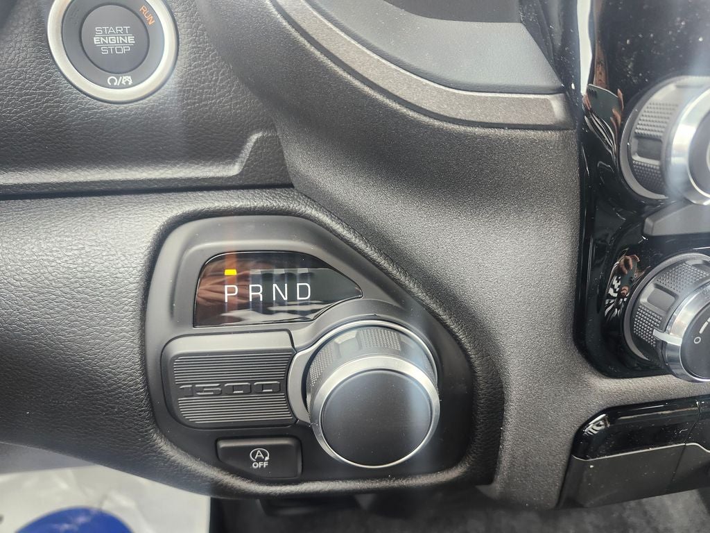 2026 RAM Ram 1500 RAM 1500 TRADESMAN CREW CAB 4X2 5'7' BOX