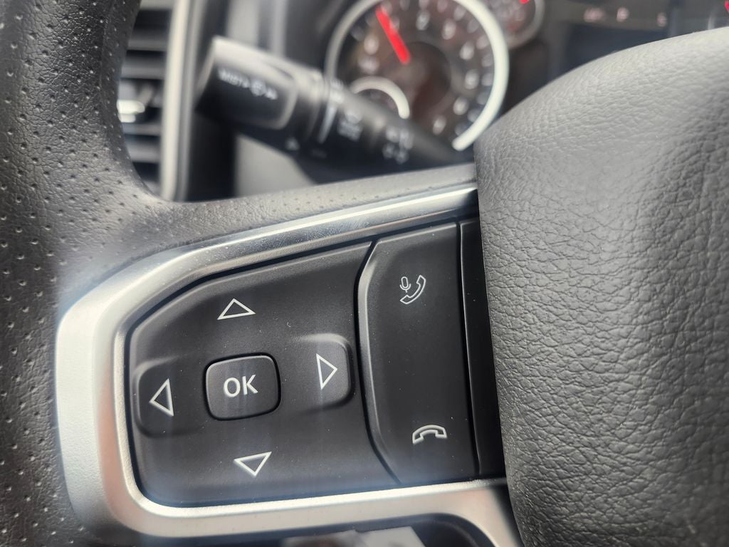 2026 RAM Ram 1500 RAM 1500 TRADESMAN CREW CAB 4X2 5'7' BOX