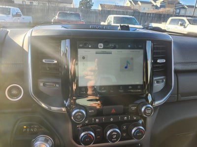 2024 RAM 1500 Laramie Crew Cab 4x2 5'7' Box