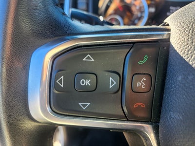 2024 RAM 1500 Laramie Crew Cab 4x2 5'7' Box