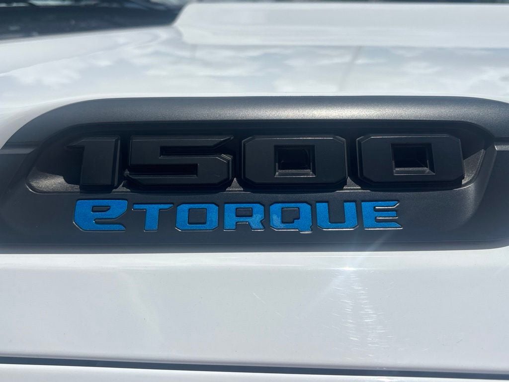 2025 RAM 1500 Lone Star Crew Cab 4x4 5'7' Box