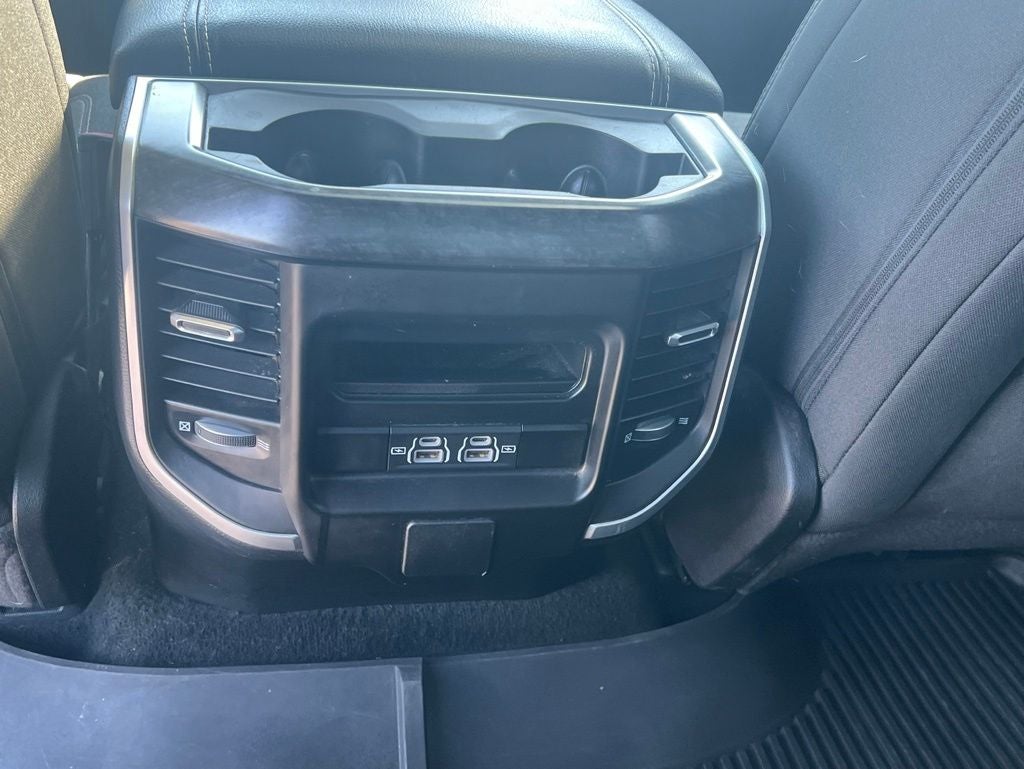 2023 RAM 1500 Big Horn Crew Cab 4x4 5'7' Box