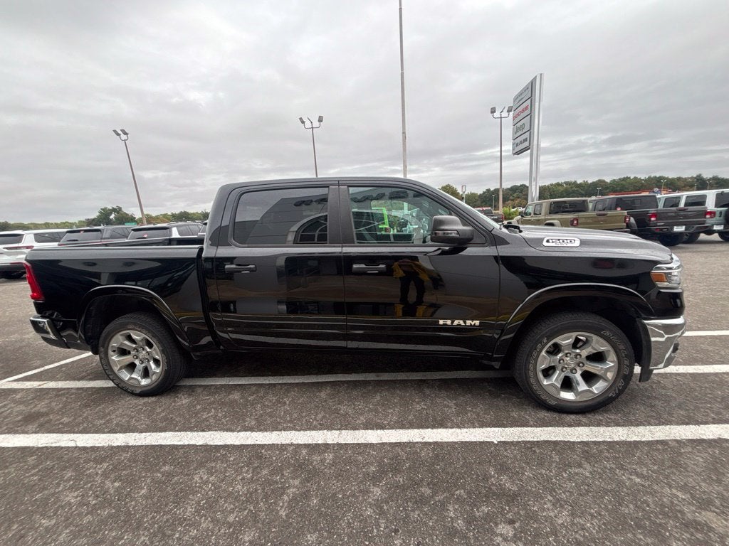 2025 RAM 1500 Big Horn Crew Cab 4x4 5'7' Box