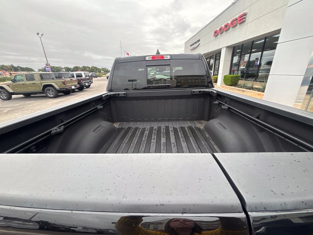 2025 RAM 1500 Big Horn Crew Cab 4x4 5'7' Box