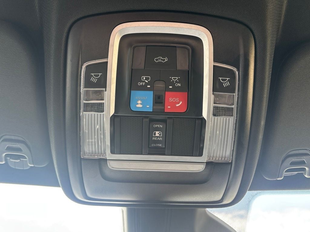 2025 RAM 1500 Big Horn Crew Cab 4x4 5'7' Box