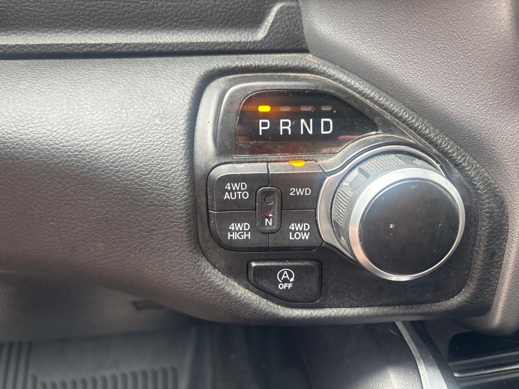 2023 RAM 1500 Big Horn Crew Cab 4x4 5'7' Box